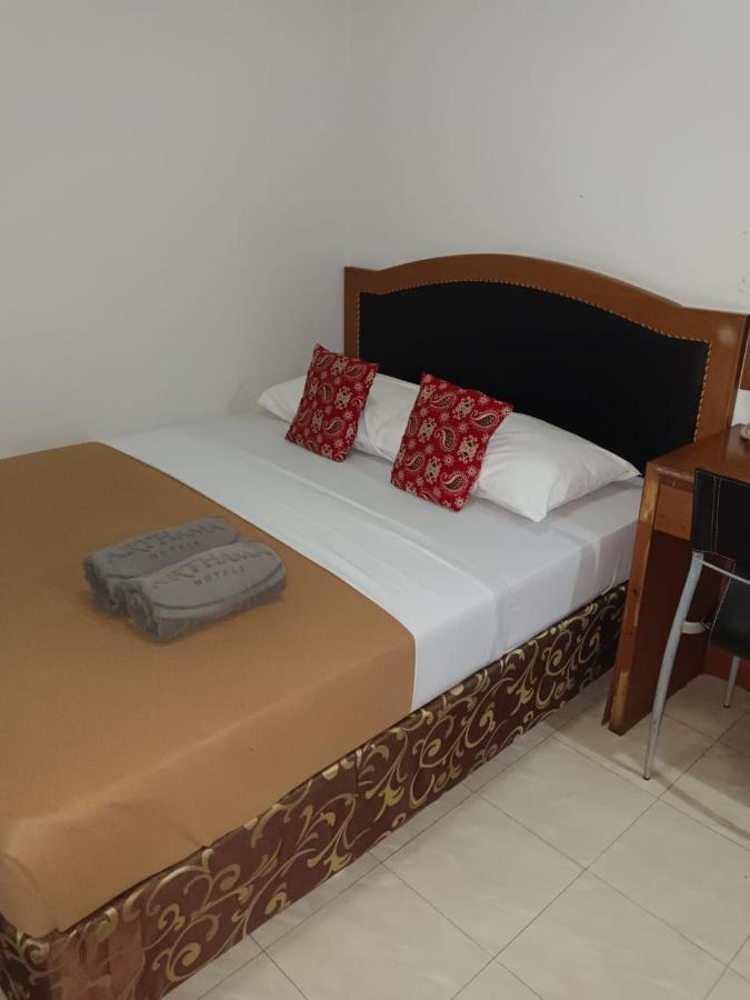 Karsa Utama Hotel Yakarta Exterior foto