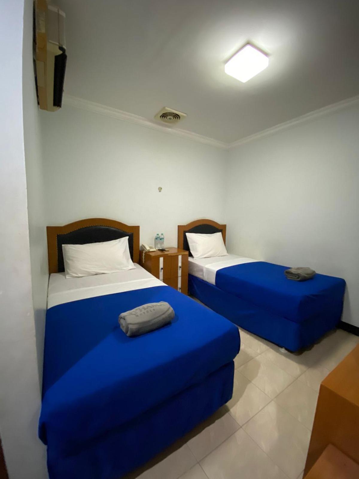 Karsa Utama Hotel Yakarta Exterior foto