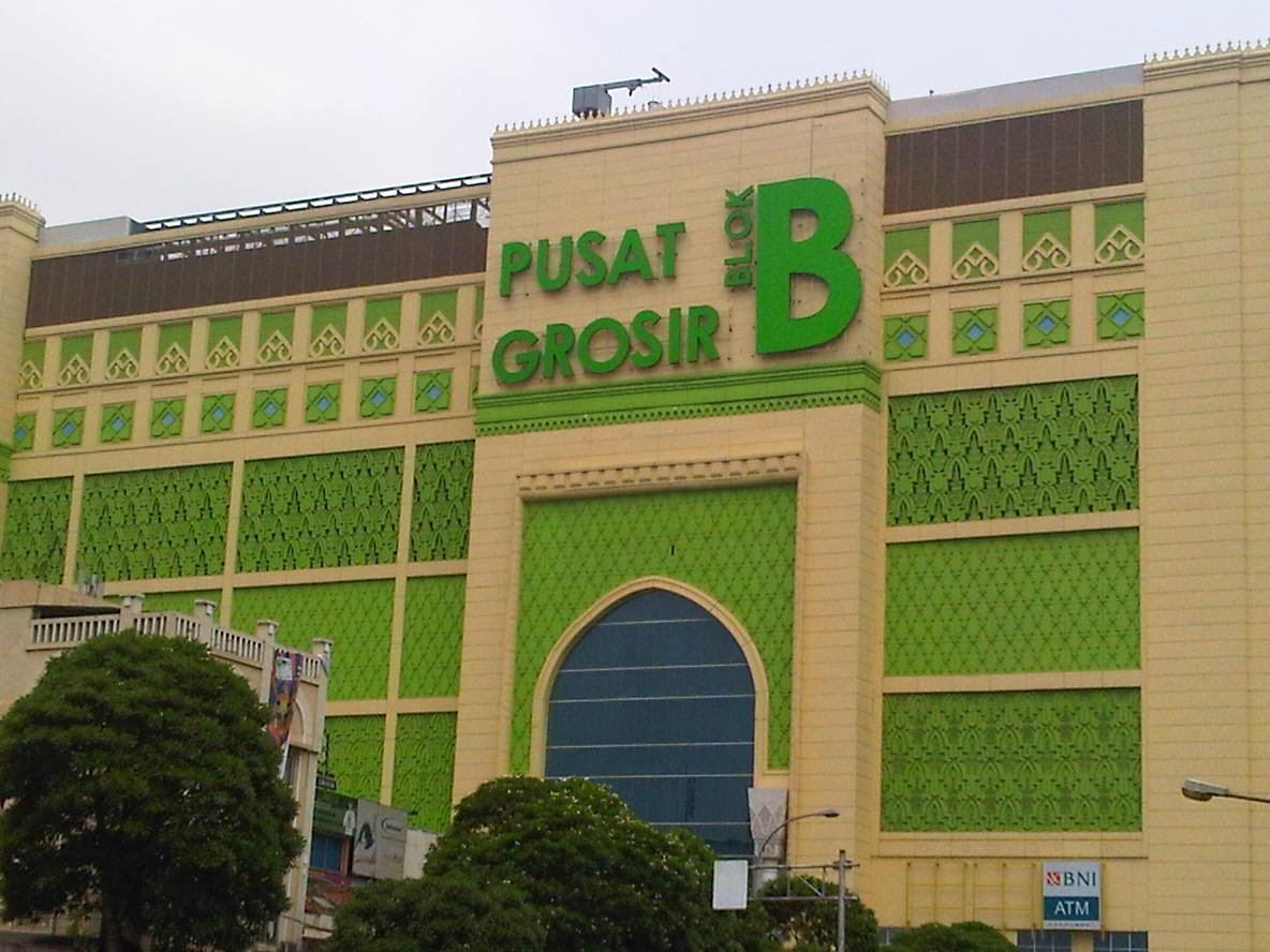 Karsa Utama Hotel Yakarta Exterior foto